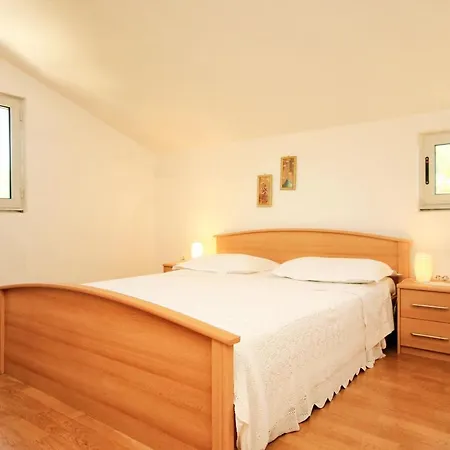 10061a * بريسبا